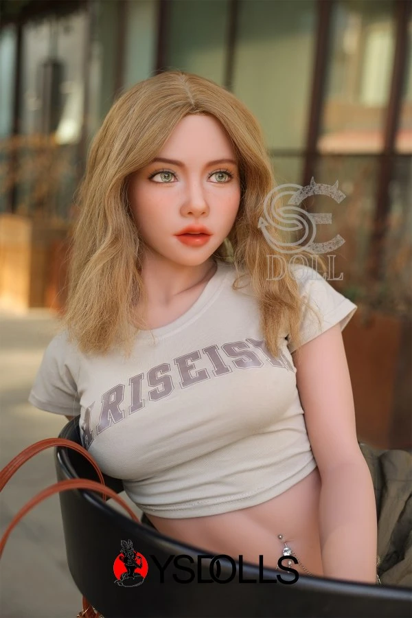 SE Doll Streetstyle Liebespuppe