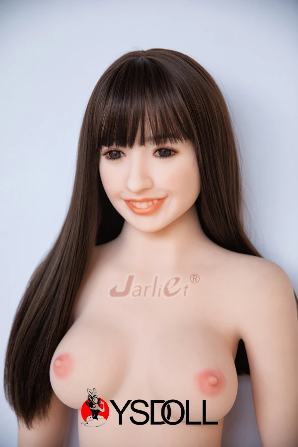 Jarliet Sexpuppen sexposen MILF