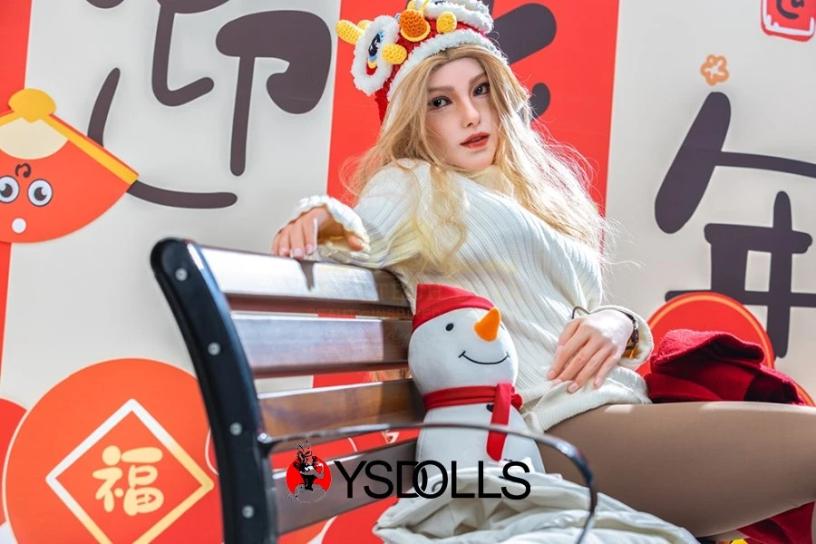 Irontech Doll blond Liebespuppe Lebensecht