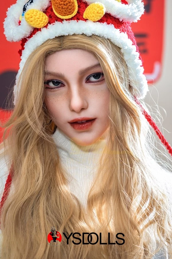 blond Realdoll